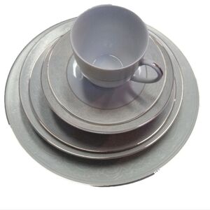 Lorren Home Trends by Lorenzo "Orchid Gold" 6 pc place setting Fine Porc…